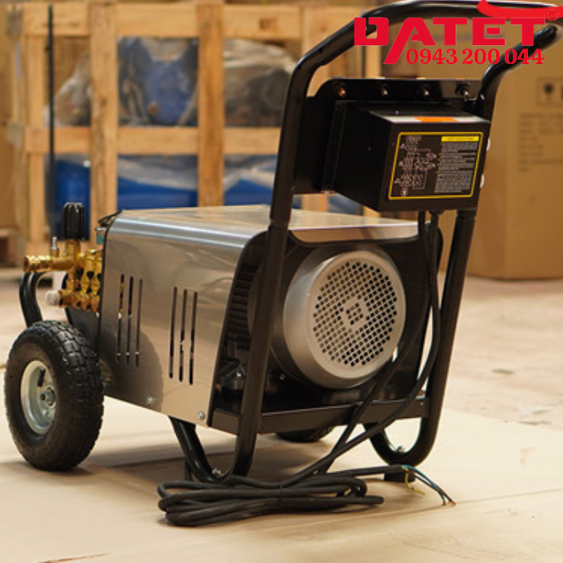 MÁY XỊT RỬA XE CHUYÊN DỤNG LUTIAN 20M32- 5.5KW
