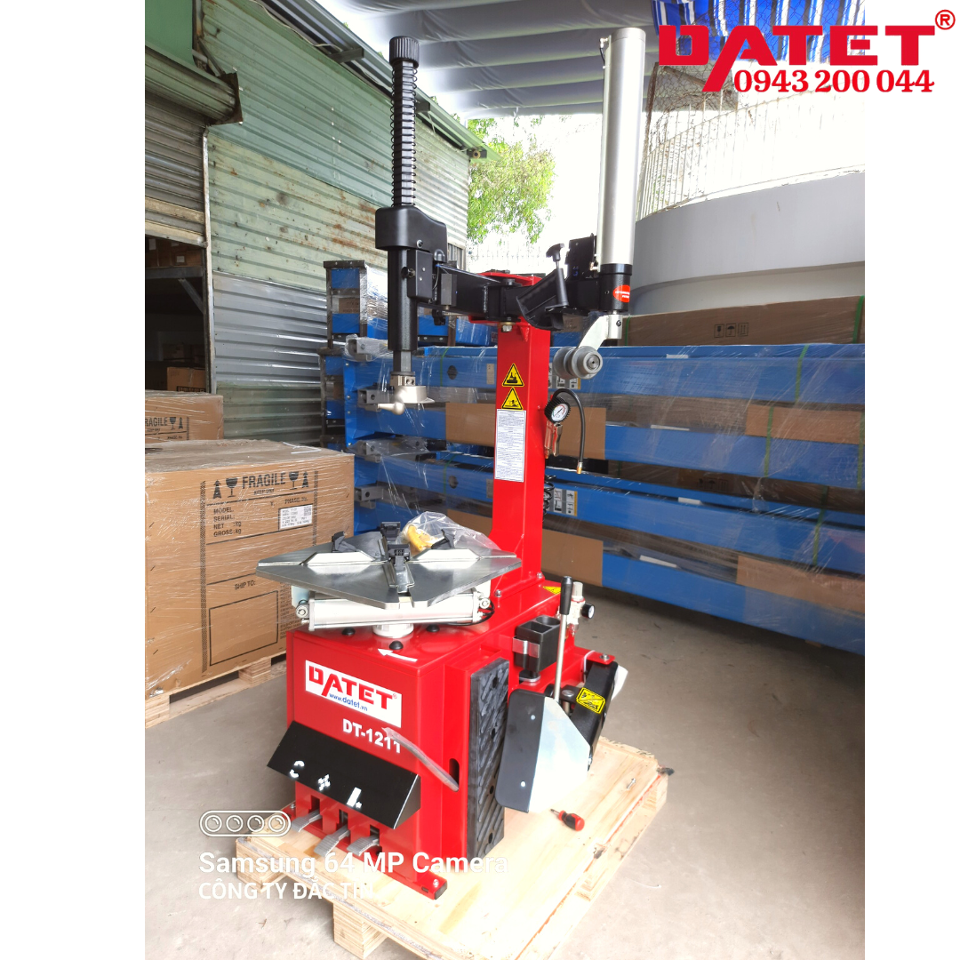 Máy ra vỏ ô tô, xe máy, xe tải nhẹ đa năng 24” DT-1211 (Cam kết chính hãng, bảo hành lâu dài)